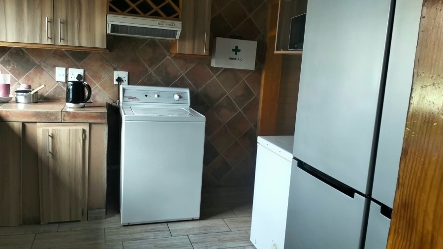 16 Bedroom Property for Sale in Universitas Free State